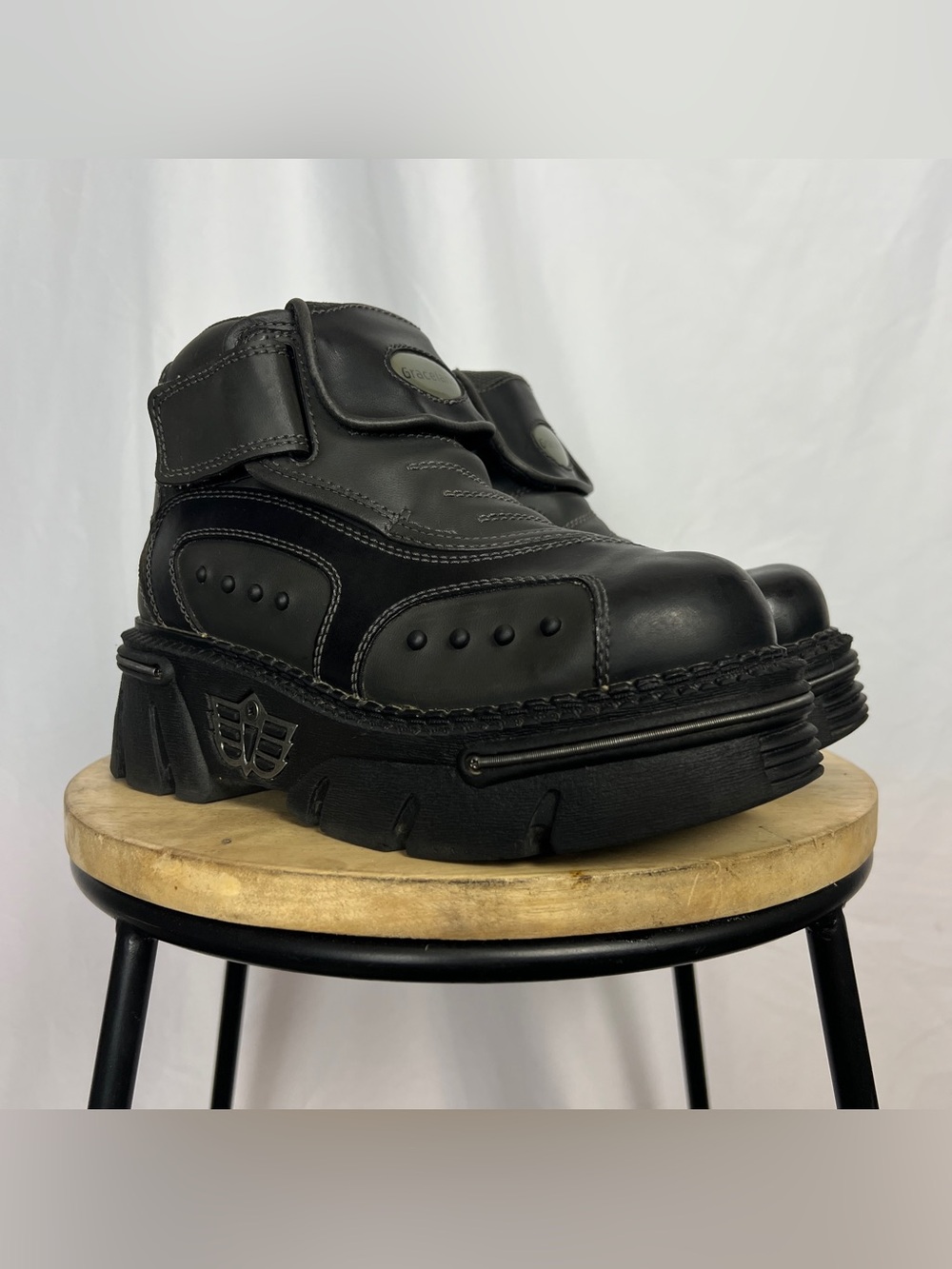 Vintage Y2K Graceland Black Leather & Metal Velcro Platform Ankle Boots